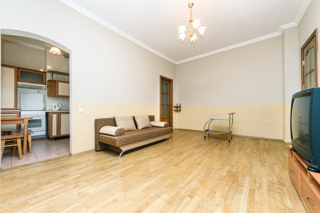 Apartment On Khreshchatyk キエフ エクステリア 写真