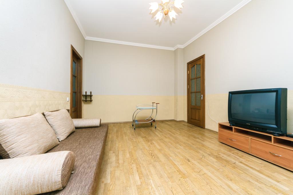 Apartment On Khreshchatyk キエフ エクステリア 写真